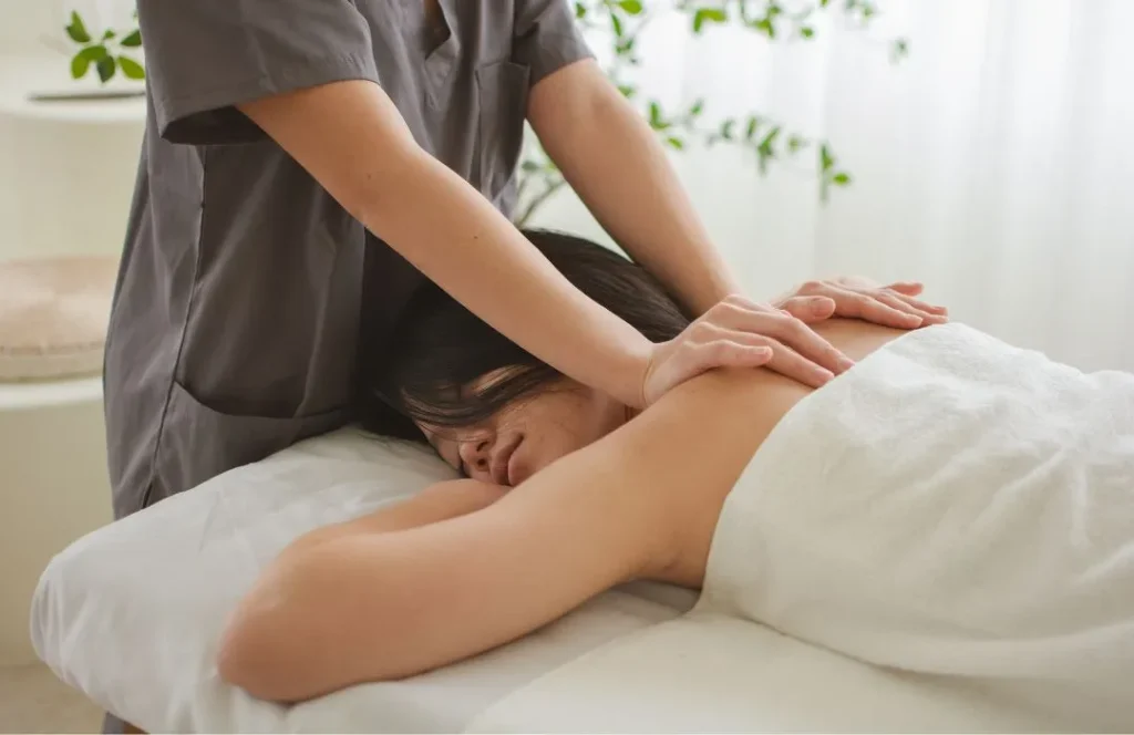 Aroma Oil Massage in Uttara